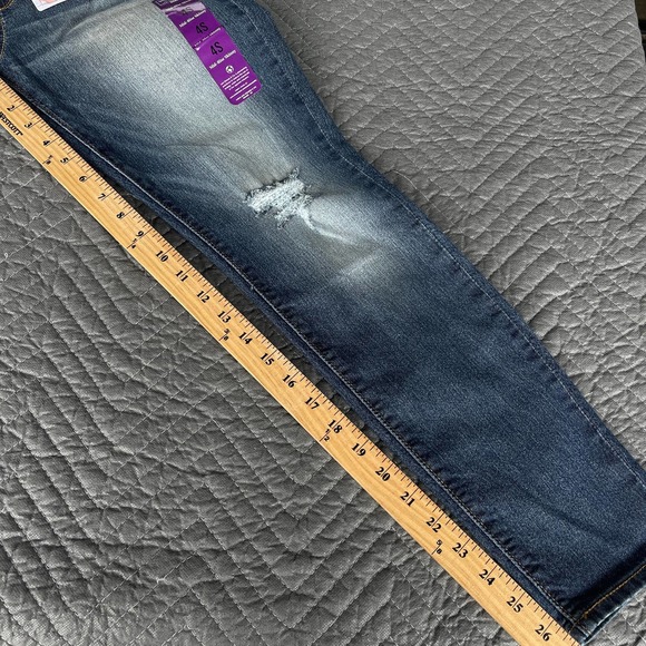 Levis Jeans Womens Size 4 Short Blue Signature Mid Rise Skinny Gold NEW - Picture 13 of 14